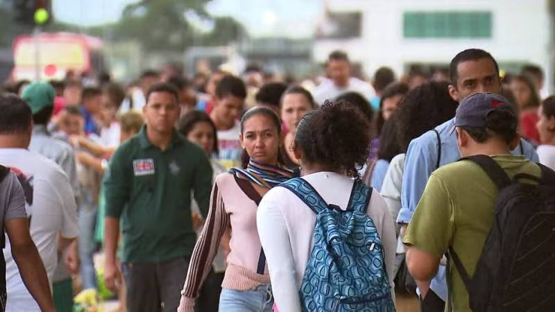 Expectativa de vida do brasileiro sobe para 76,4 anos, segundo IBGE