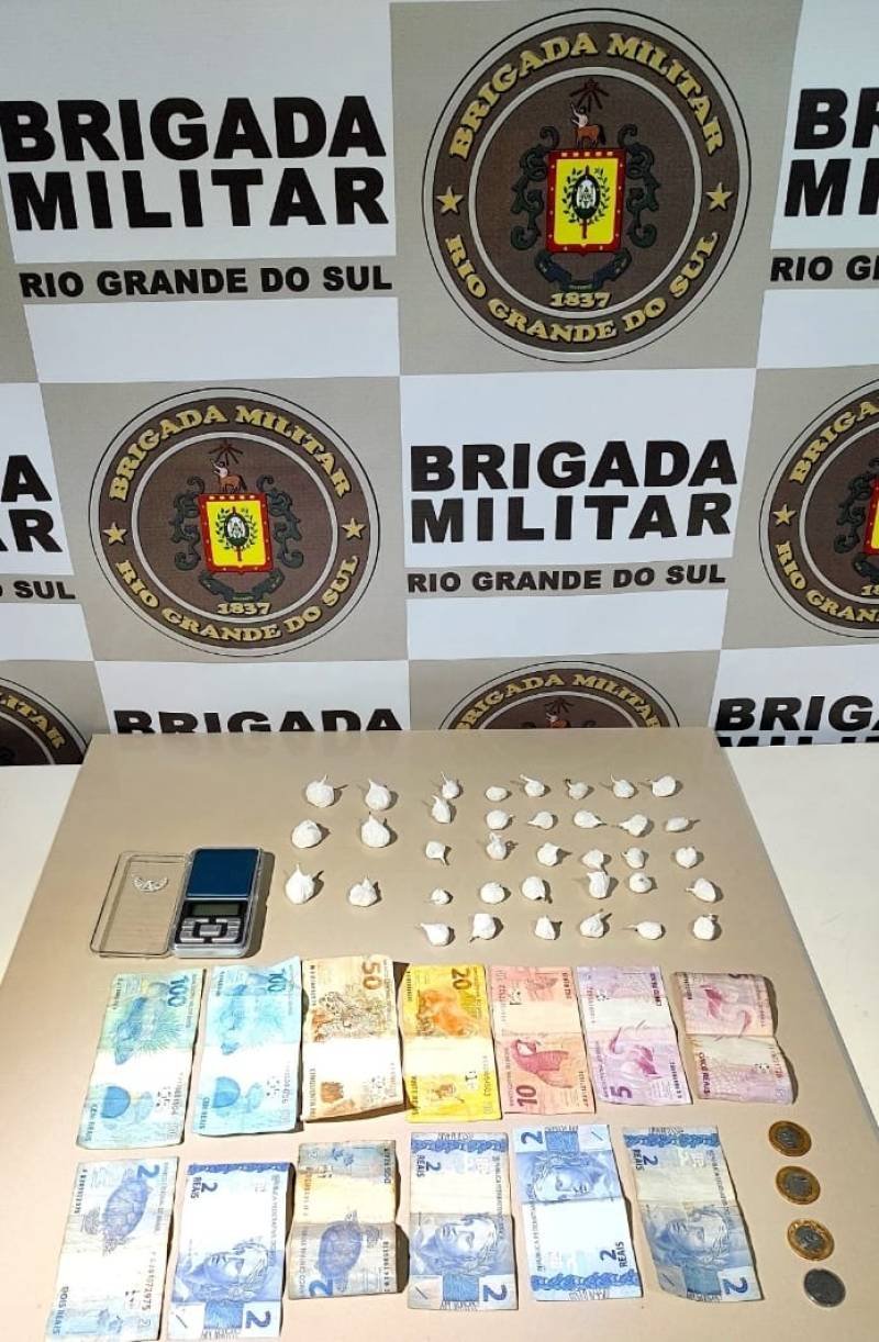 BM prende trio por resistência e apreensão de objeto, em Santo Ângelo