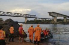 Sobe para seis mortos em queda de ponte sobre o Rio Tocantins