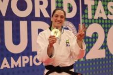 Tricampeã mundial e medalhista olímpica, judoca Mayra Aguiar anuncia aposentadoria