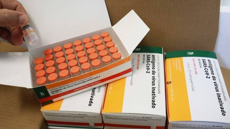 RS receberá 174,8 mil novas doses de vacina contra a covid-19 nesta quarta-feira