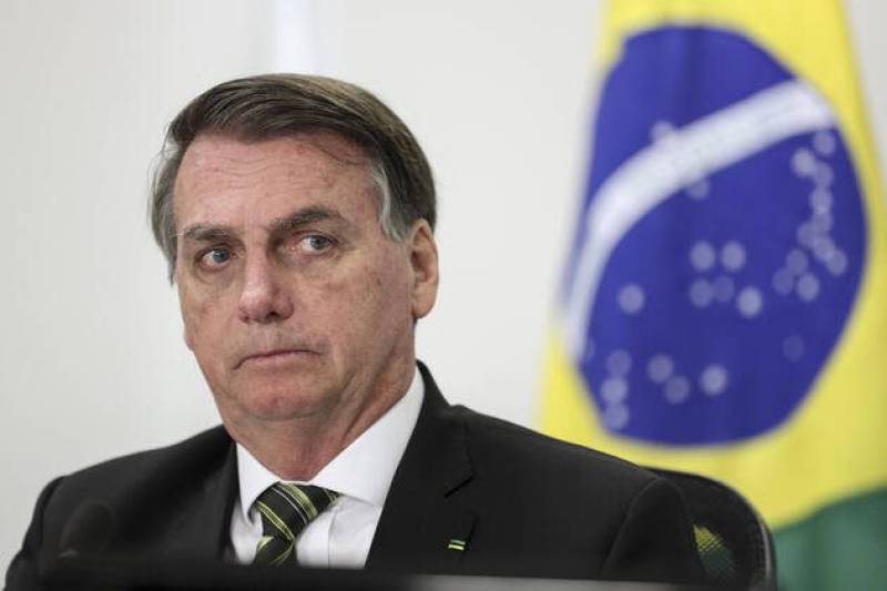 Bolsonaro passou duas noites abrigado na embaixada da Hungria durante investigação, diz jornal