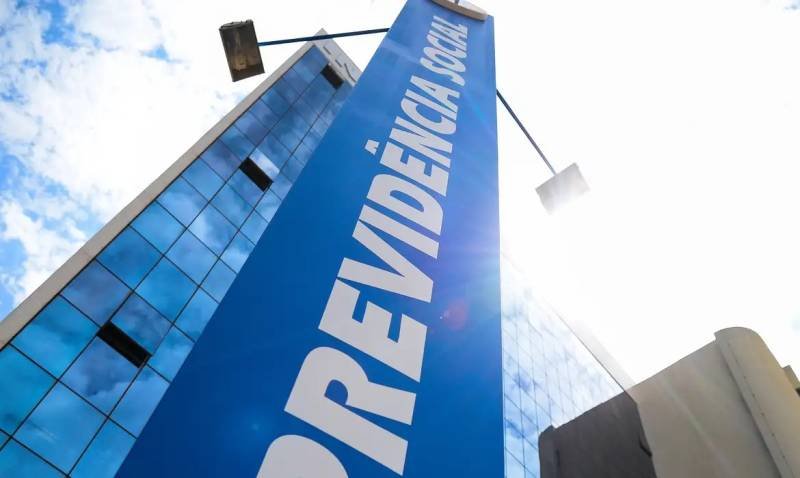 Beneficiários do INSS começam a receber o 13º a partir desta quarta-feira