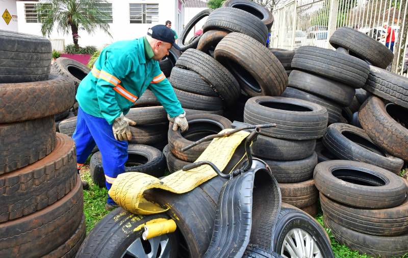 Campanha de Combate à Dengue recolhe mais de dois mil pneus