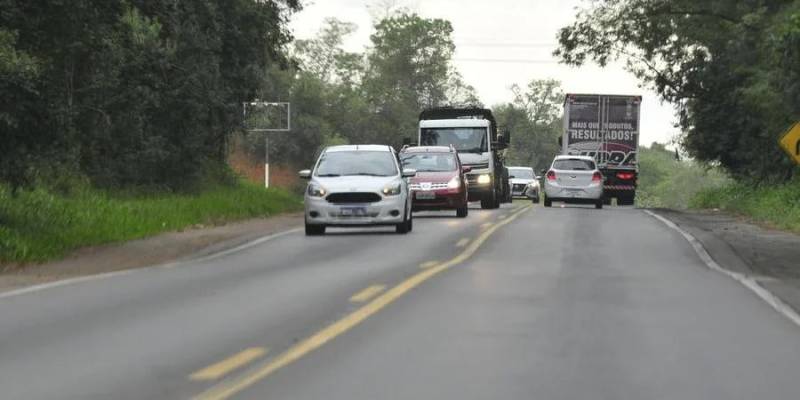 Projeto quer aumentar para 80 pontos na CNH o limite para a suspensão de motorista profissional