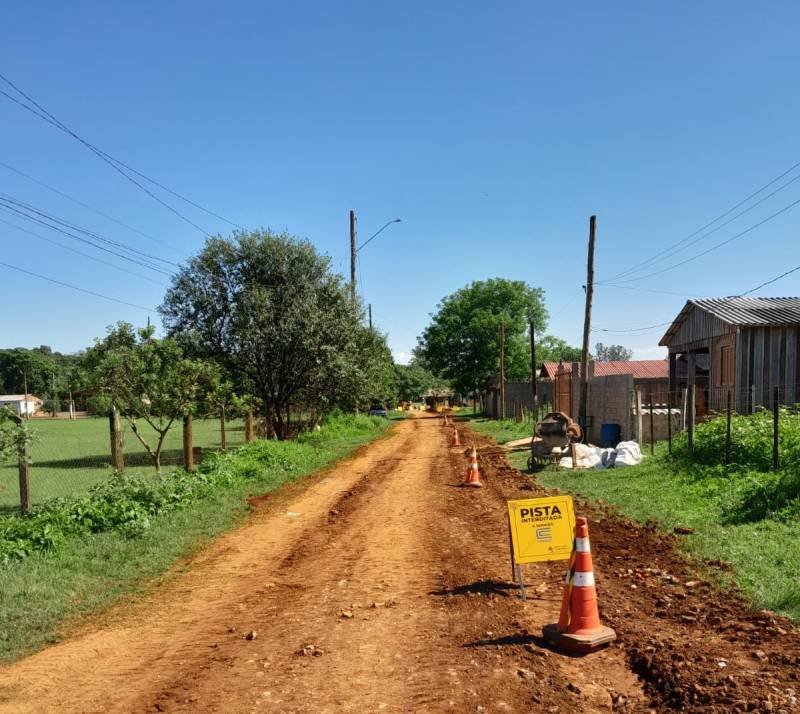 Corsan amplia rede para levar água potável a famílias do bairro Meller Norte